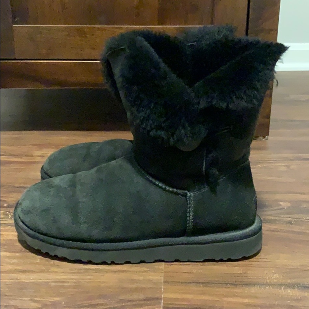 UGG BOOTS